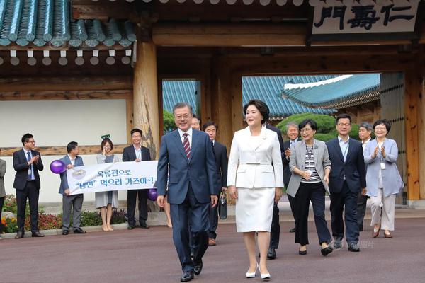 张国伟参加快乐向前冲